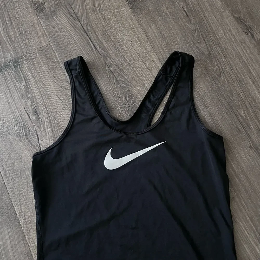 Women’s Nike Pro Tank Top Black Athletic Active running Training Gym Logo Small